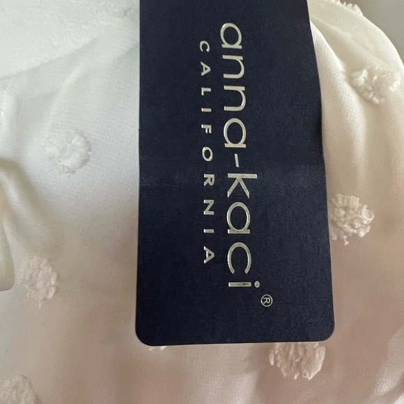 White Textured Dress Flutter sleeves - Picture 6 of 8